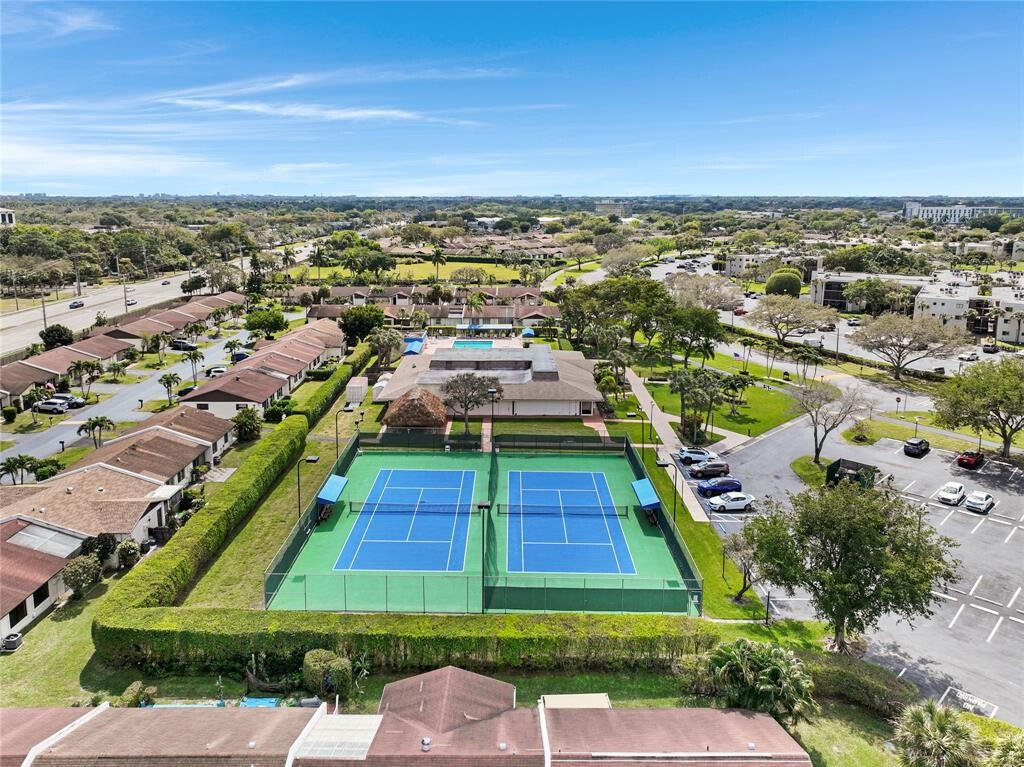 5280 Las Verdes Circle 111, Delray Beach Unit: 111