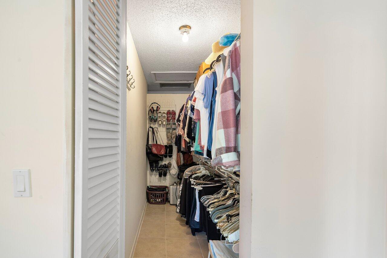 523 Sandpiper Circle 523