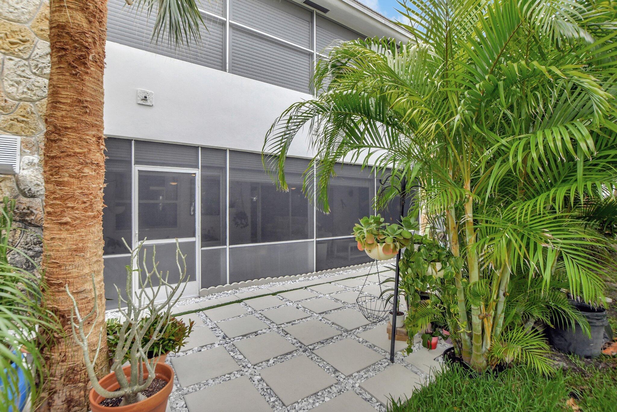 2570 Banyan Road 4, Boca Raton Unit: 4