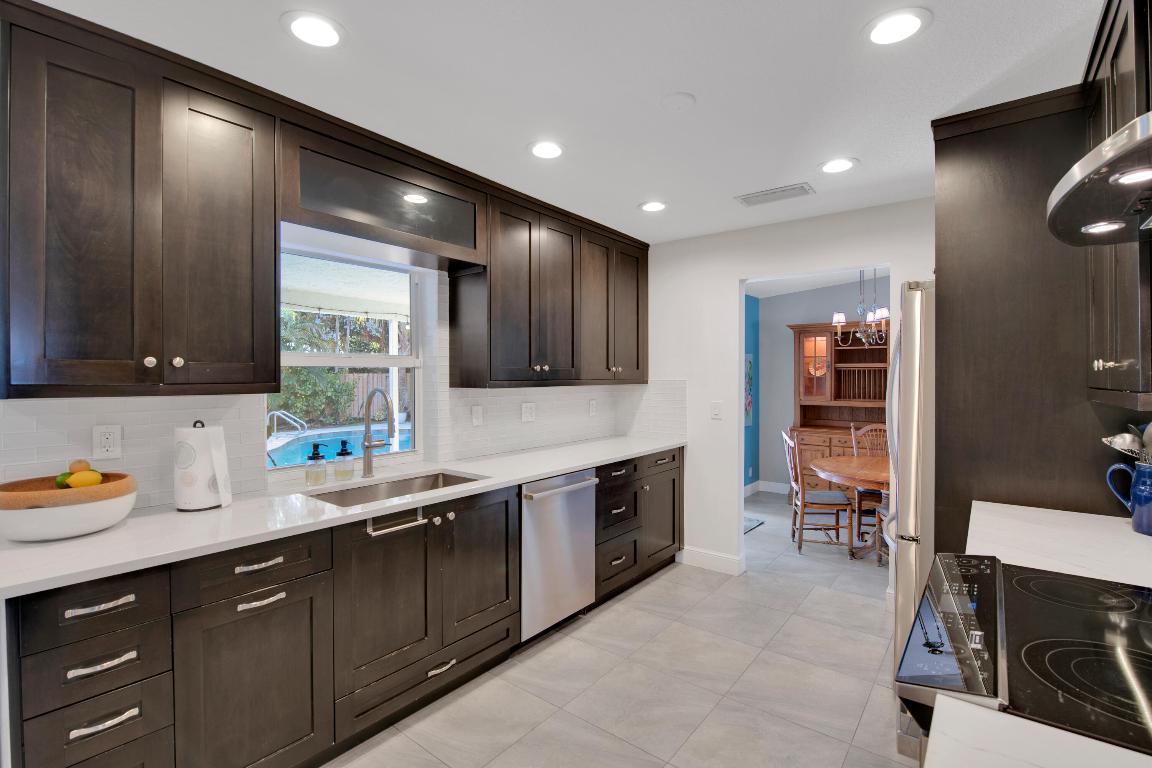 698 SW 15th Avenue, Boca Raton