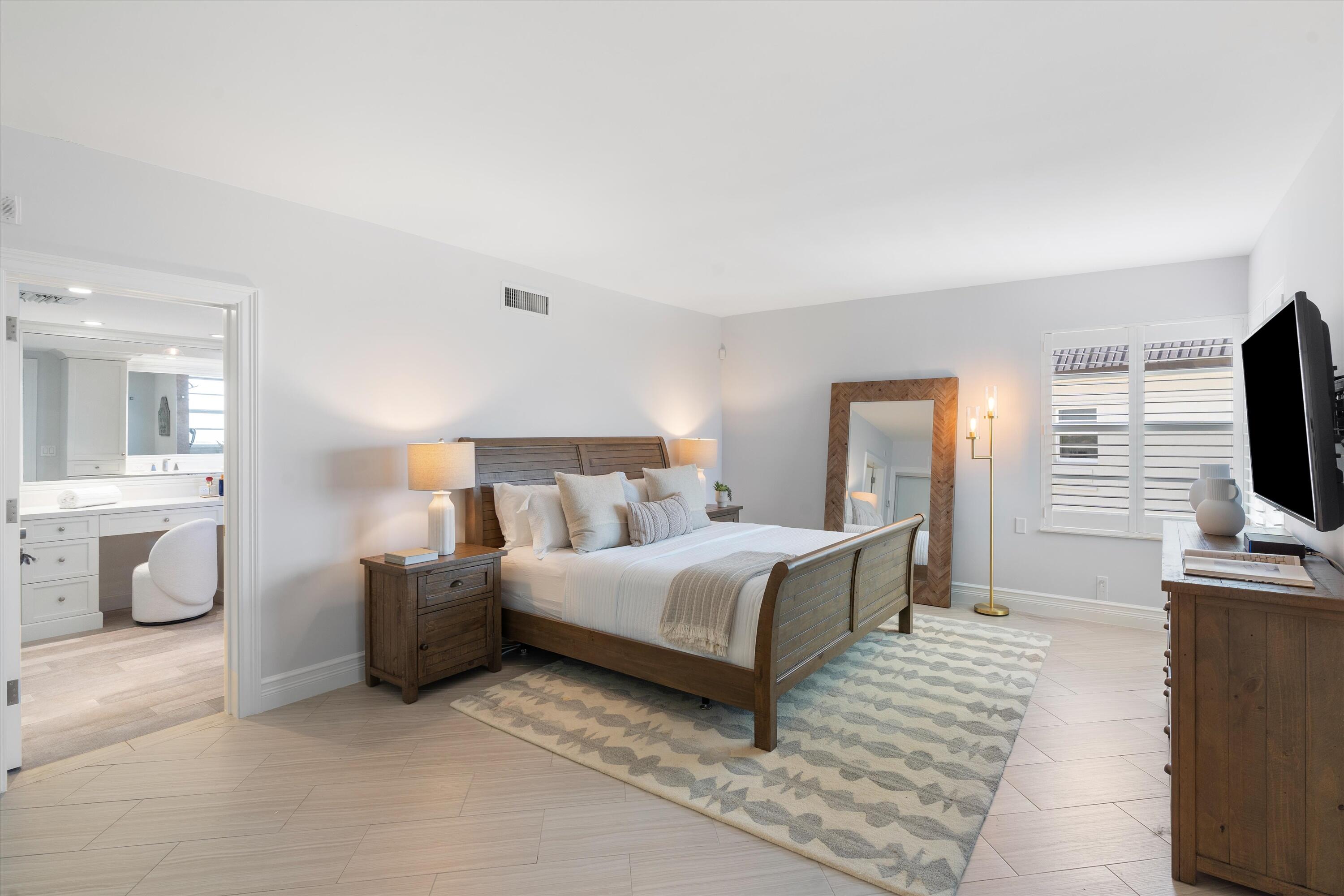 6665 N Ocean Boulevard B5