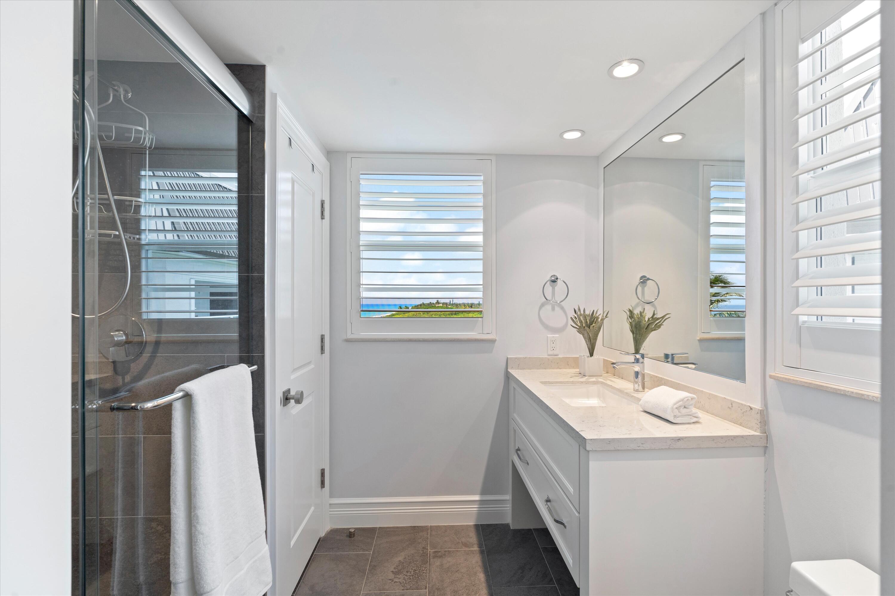 6665 N Ocean Boulevard B5