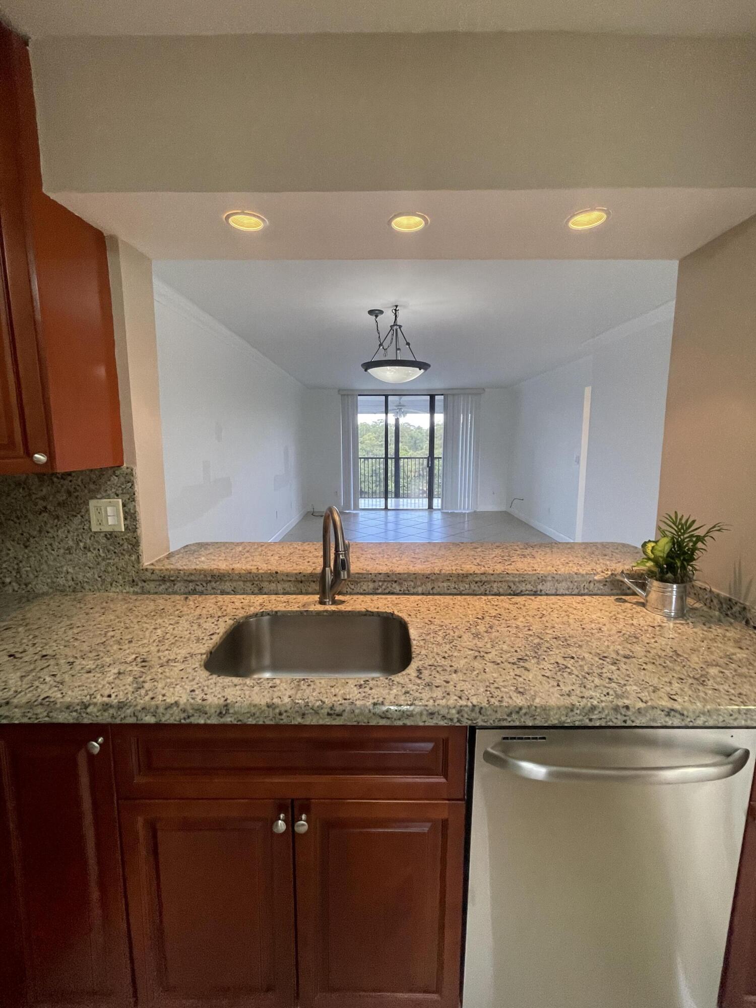 2900 NW 42nd Avenue A508, Coconut Creek Unit: A508