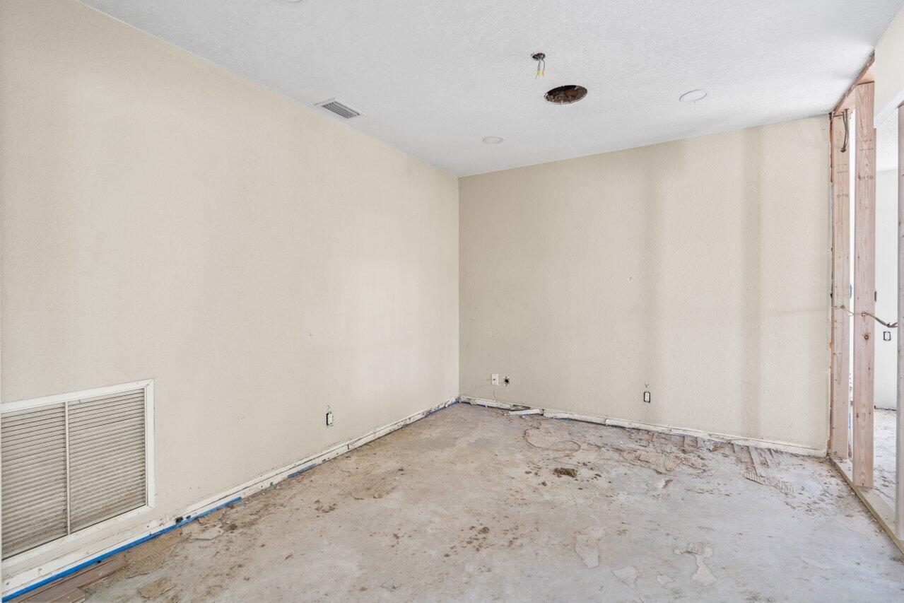 11312 Chipmunk Drive