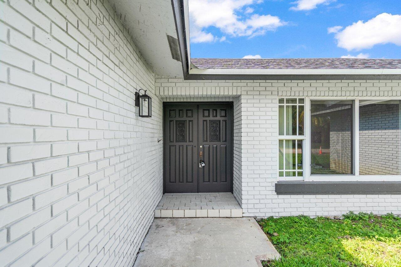 11312 Chipmunk Drive