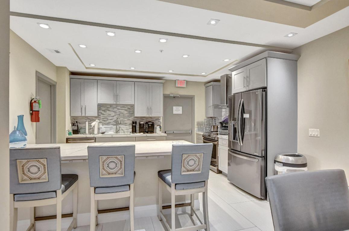 3912 S Ocean Boulevard 907, Highland Beach Unit: 907