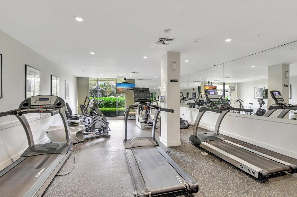 3912 S Ocean Boulevard 907, Highland Beach Unit: 907