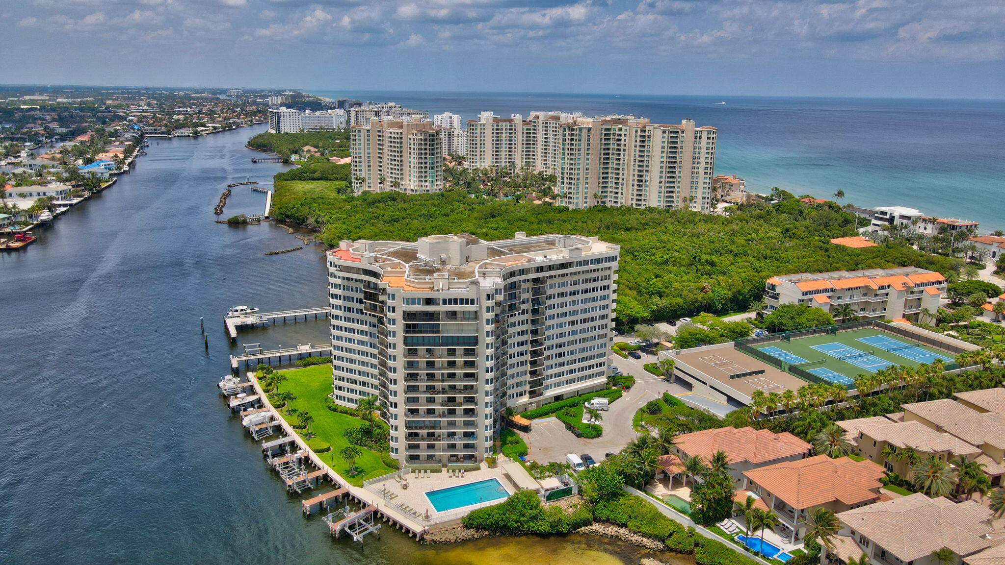 3912 S Ocean Boulevard 907, Highland Beach Unit: 907