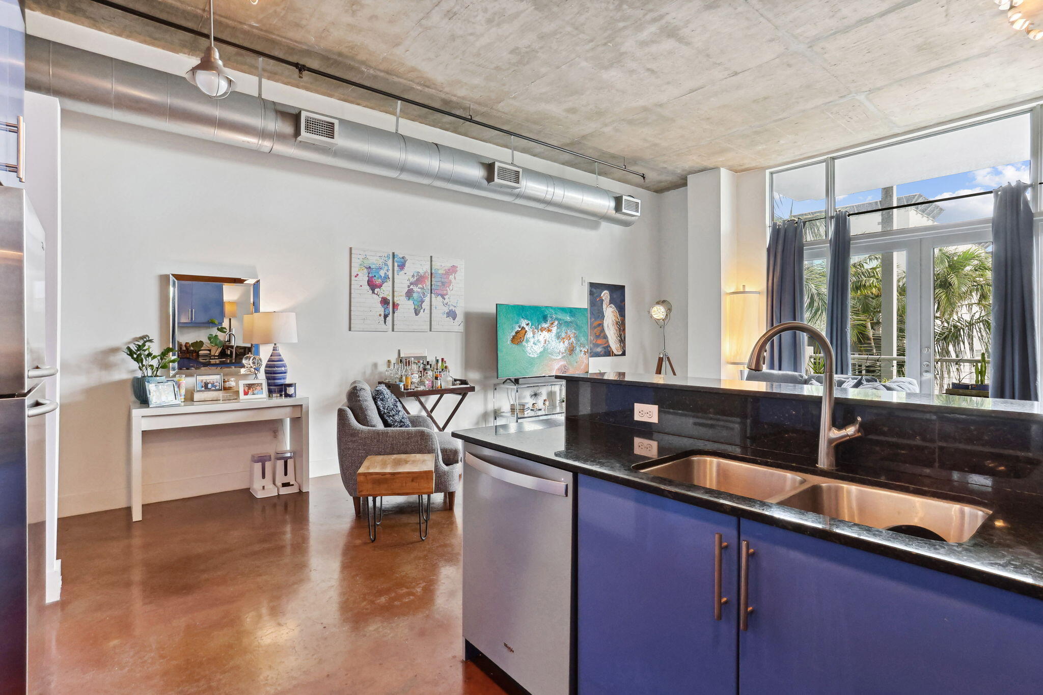 180 NE 4th Avenue 307