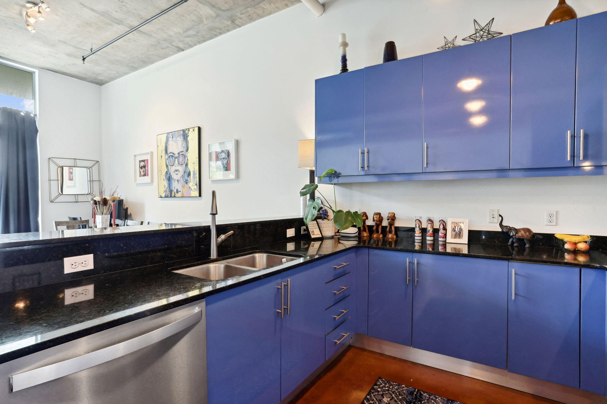 180 NE 4th Avenue 307