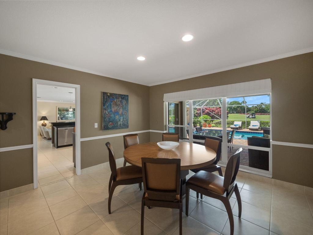 335 Glenbrook Drive, Atlantis