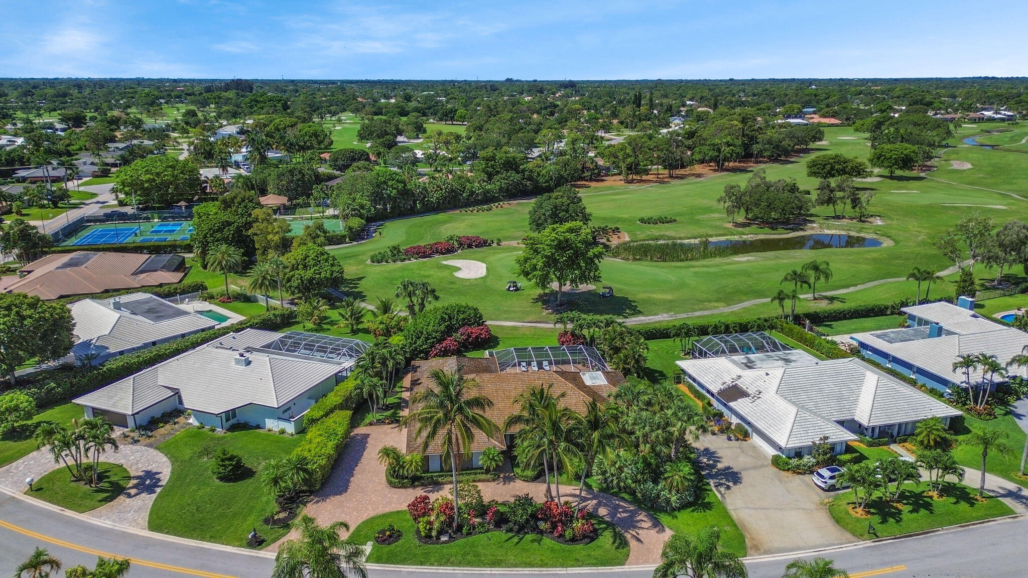 335 Glenbrook Drive, Atlantis