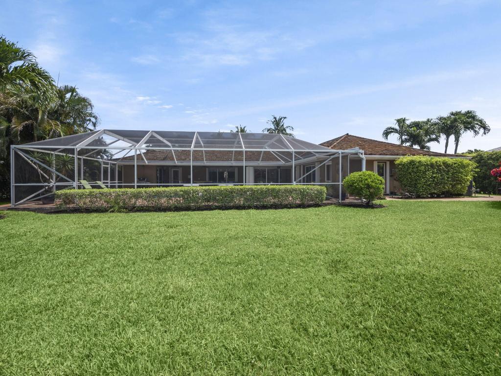 335 Glenbrook Drive, Atlantis