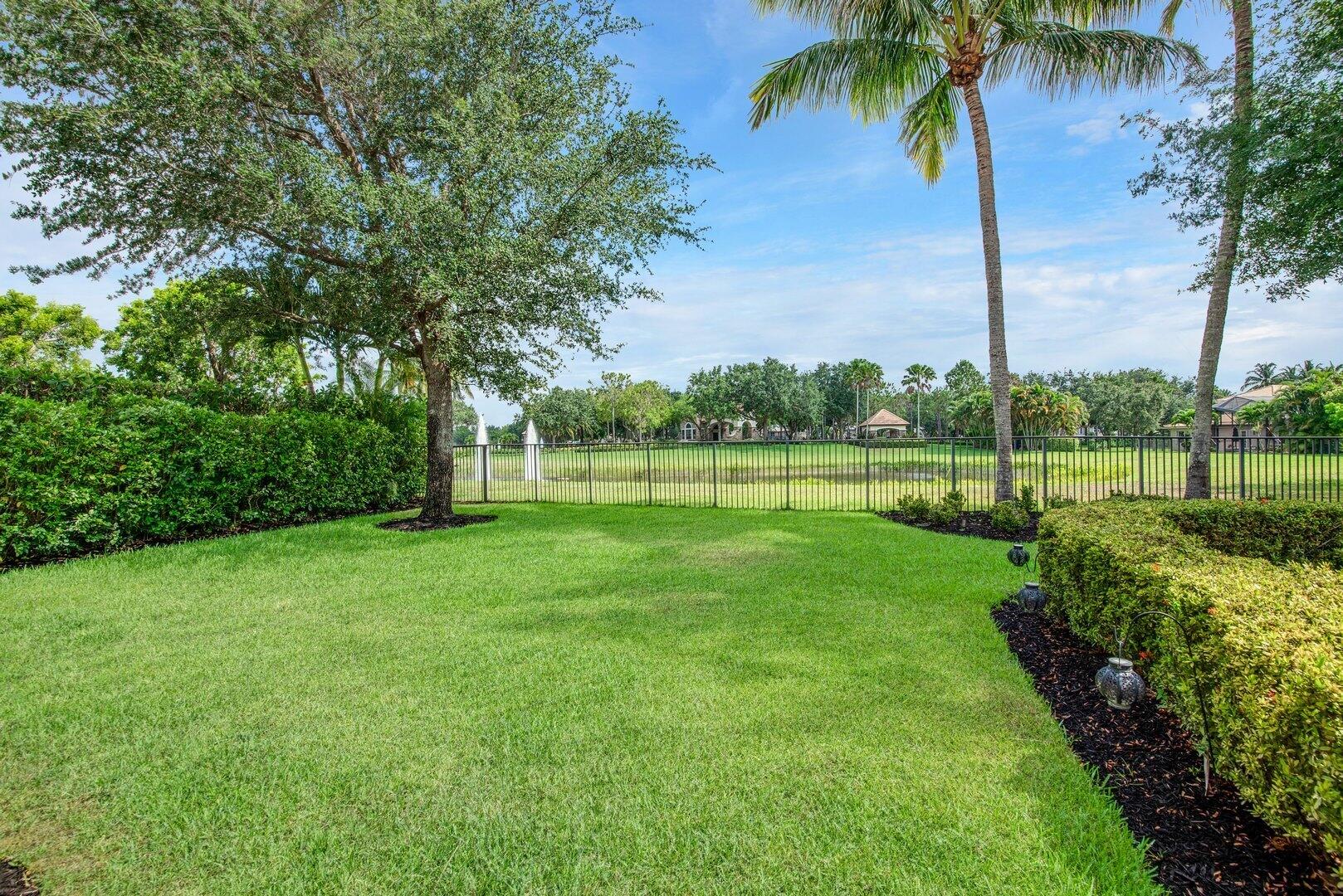 8903 Rockridge Glen Cove, Boynton Beach