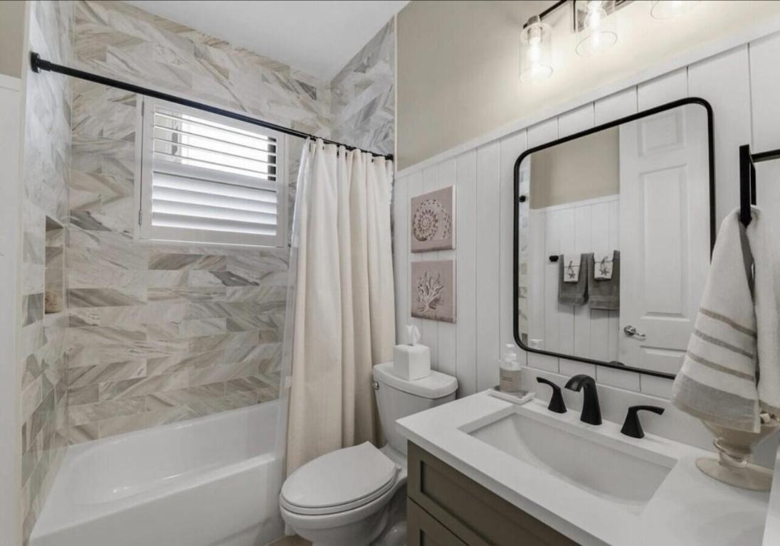 8903 Rockridge Glen Cove, Boynton Beach