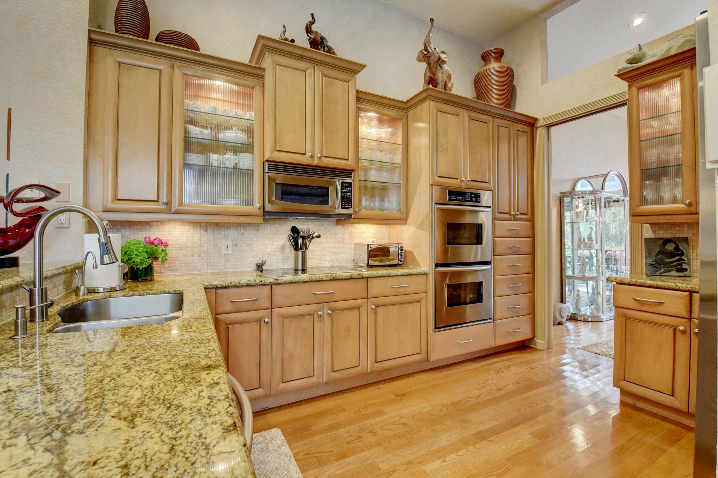 3323 NW 53rd Circle