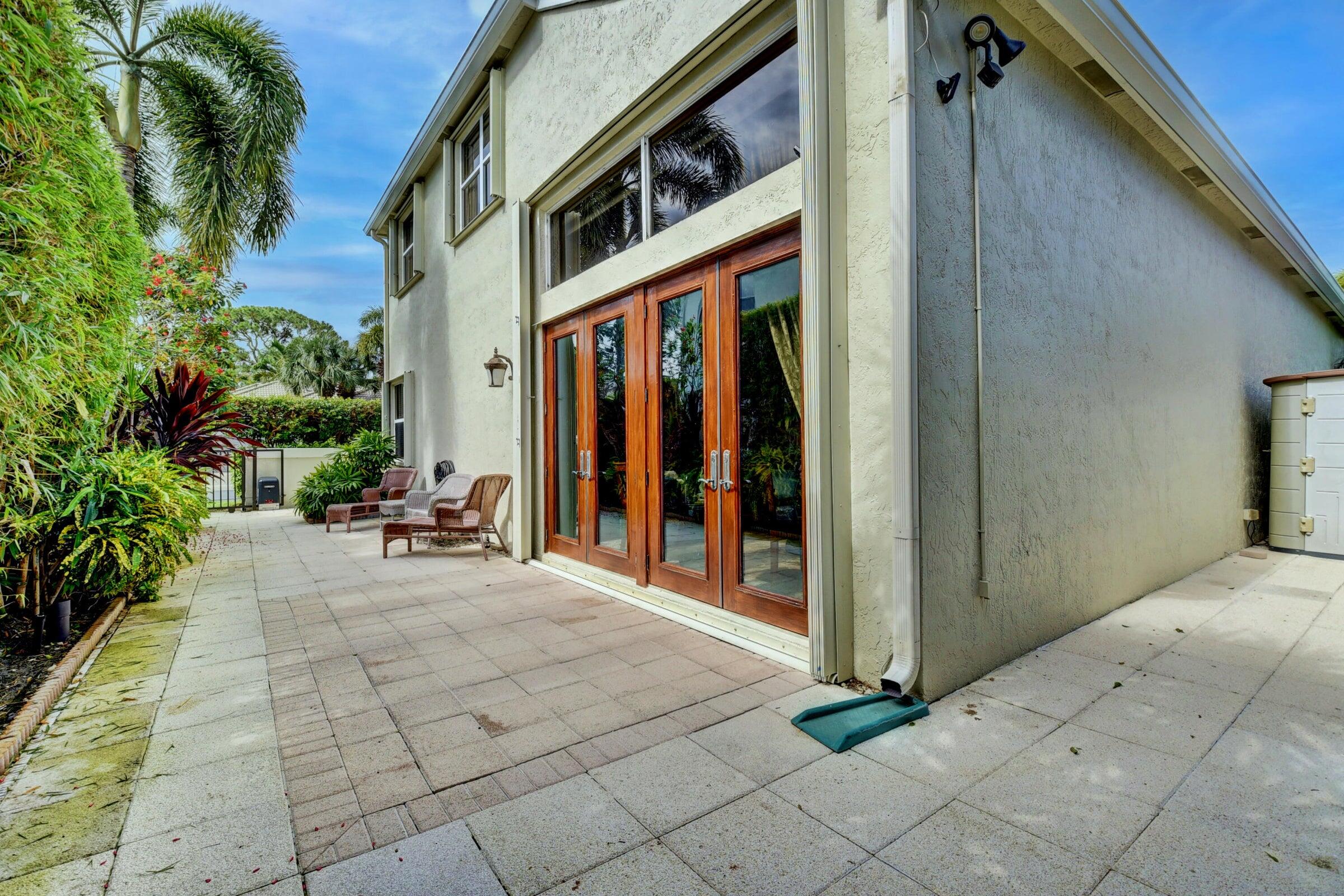 3323 NW 53rd Circle