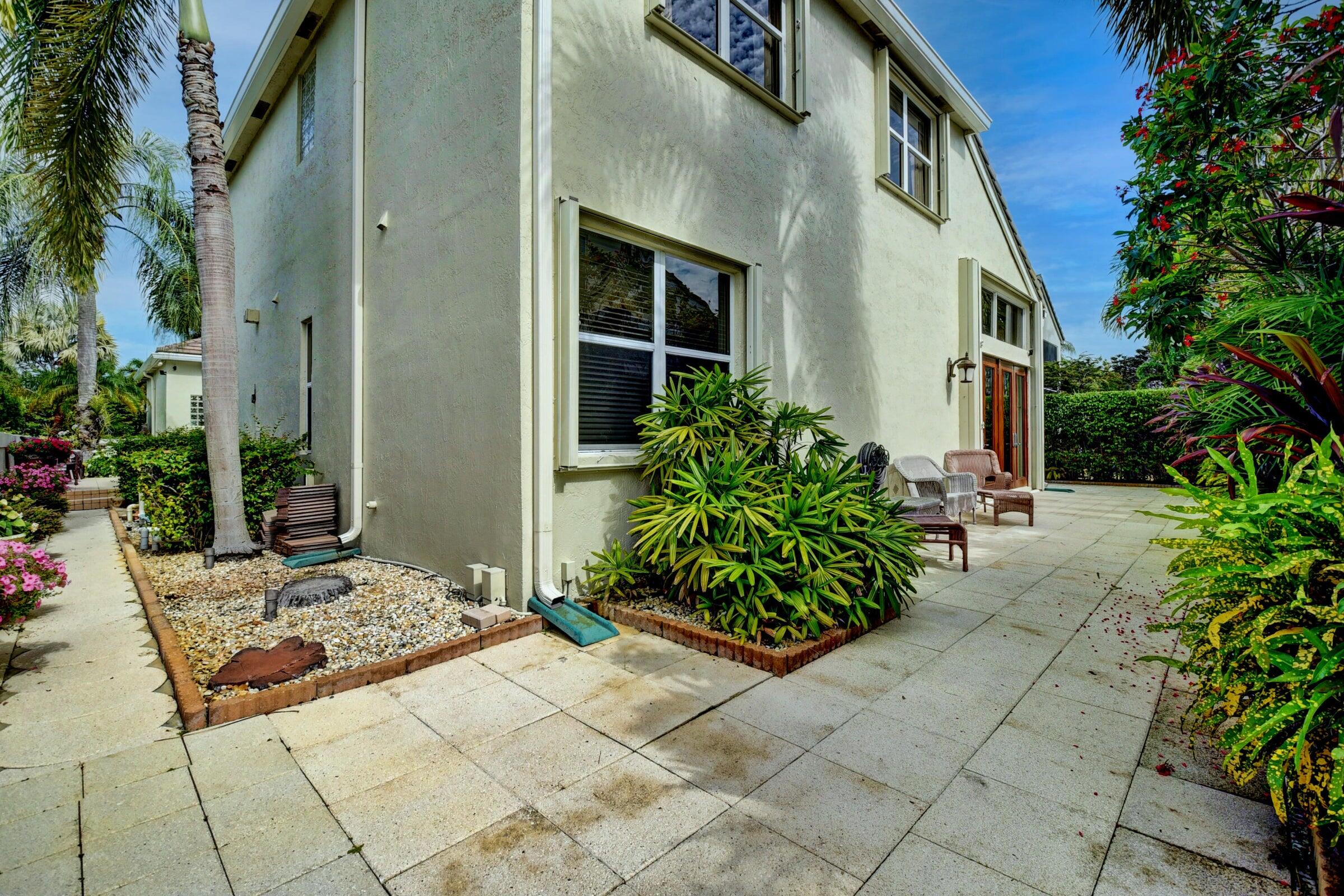 3323 NW 53rd Circle