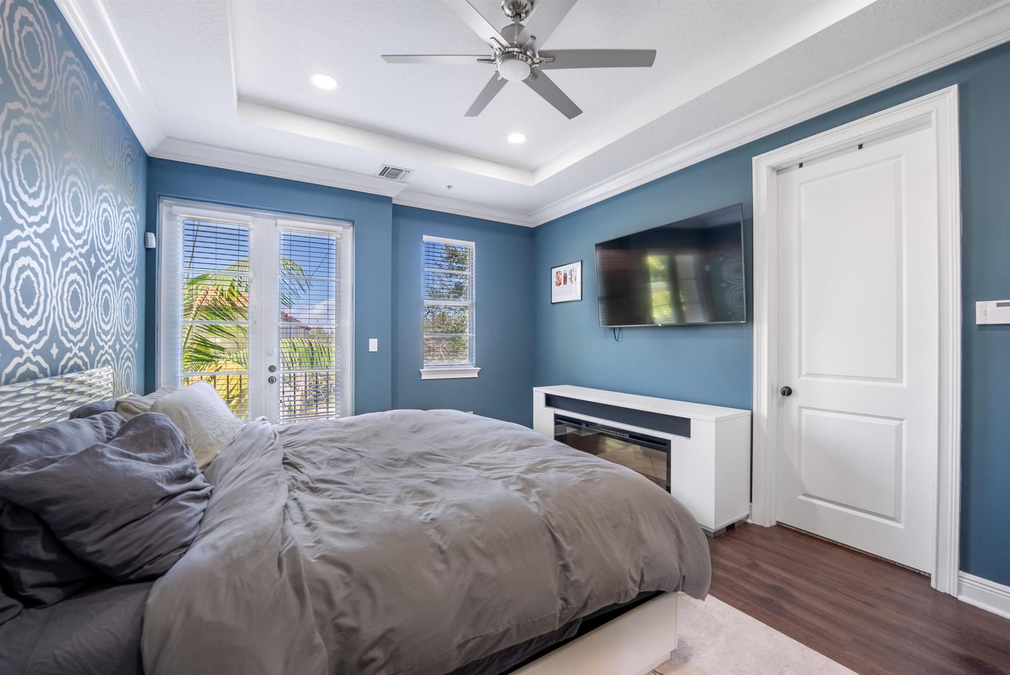 15 Via Floresta Drive