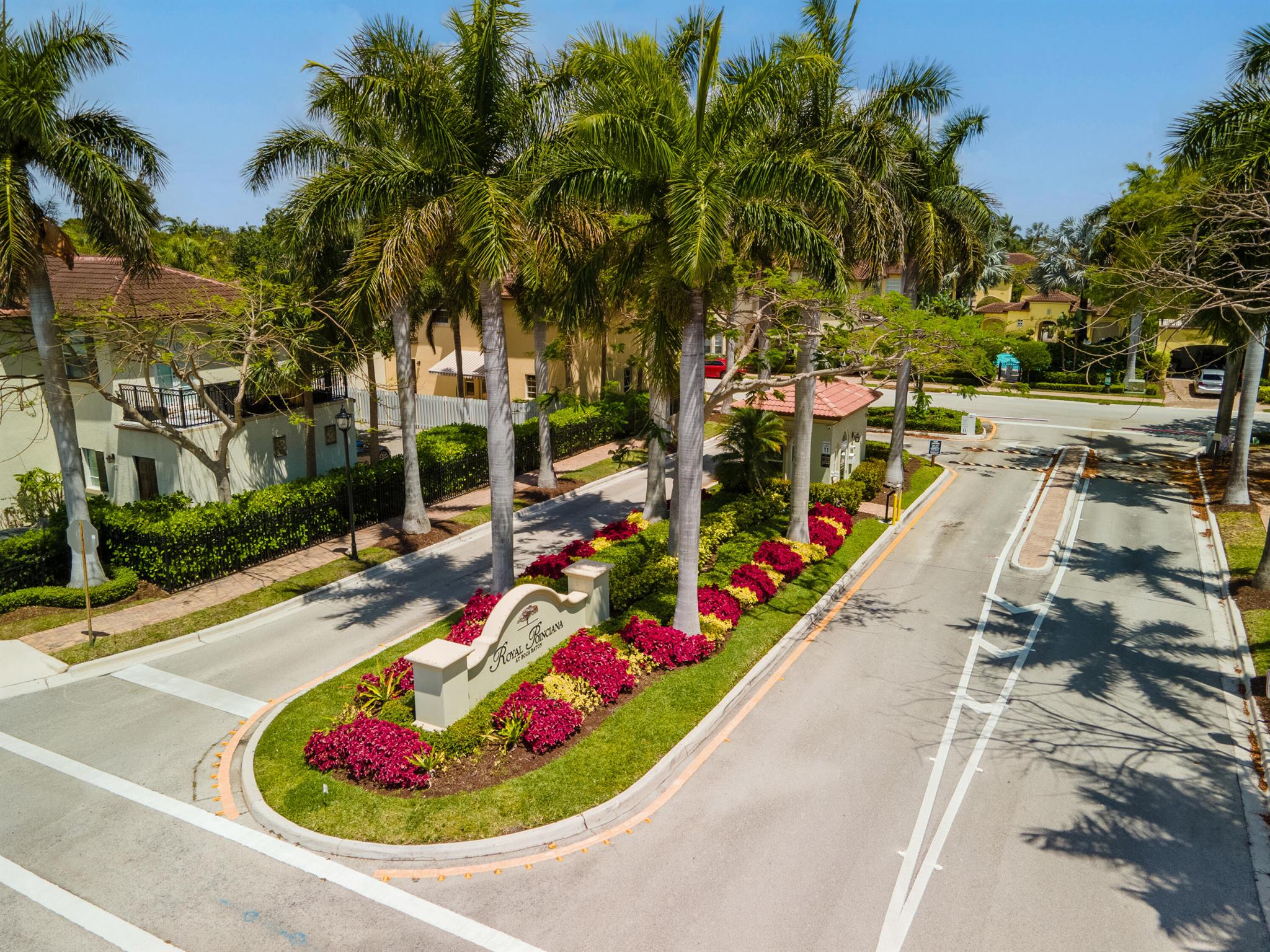 15 Via Floresta Drive