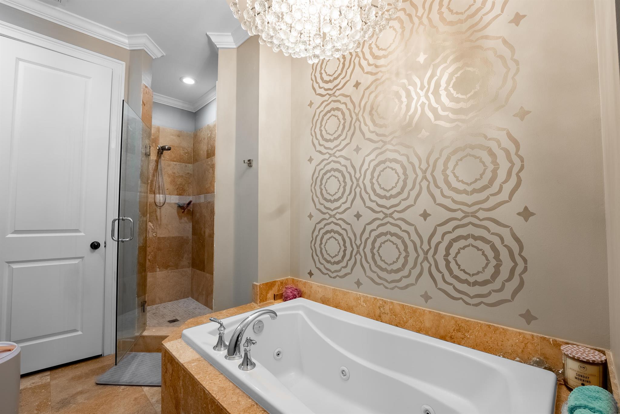 15 Via Floresta Drive