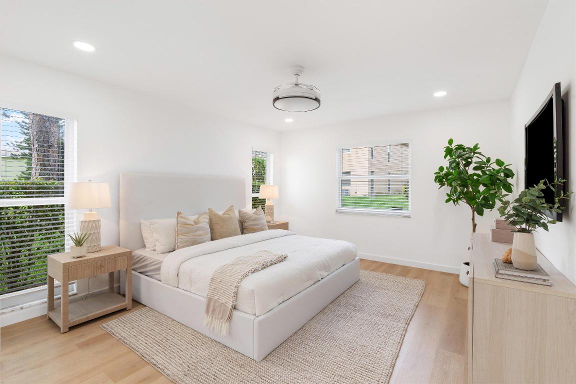 1021 Del Aire Court 101