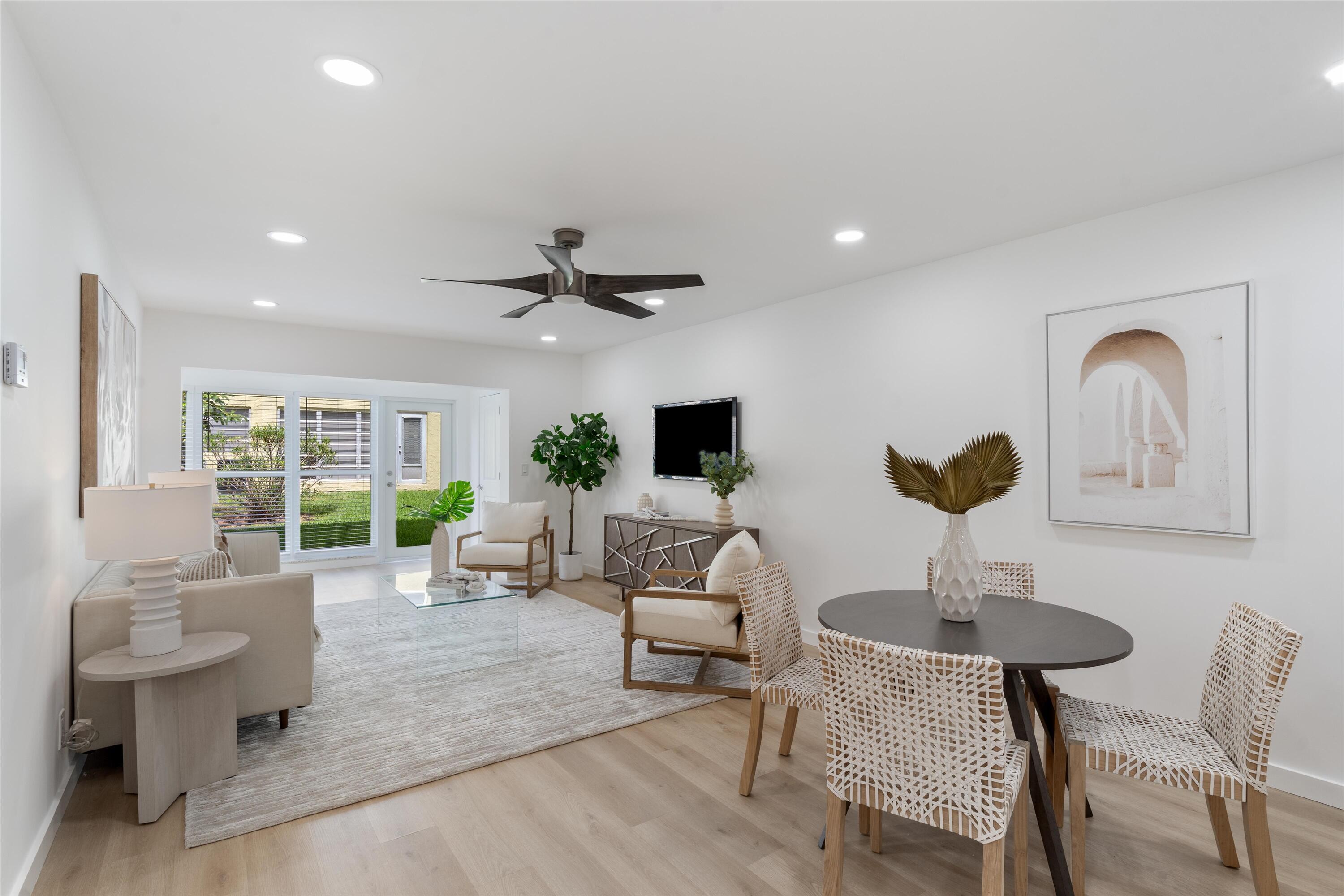1021 Del Aire Court 101