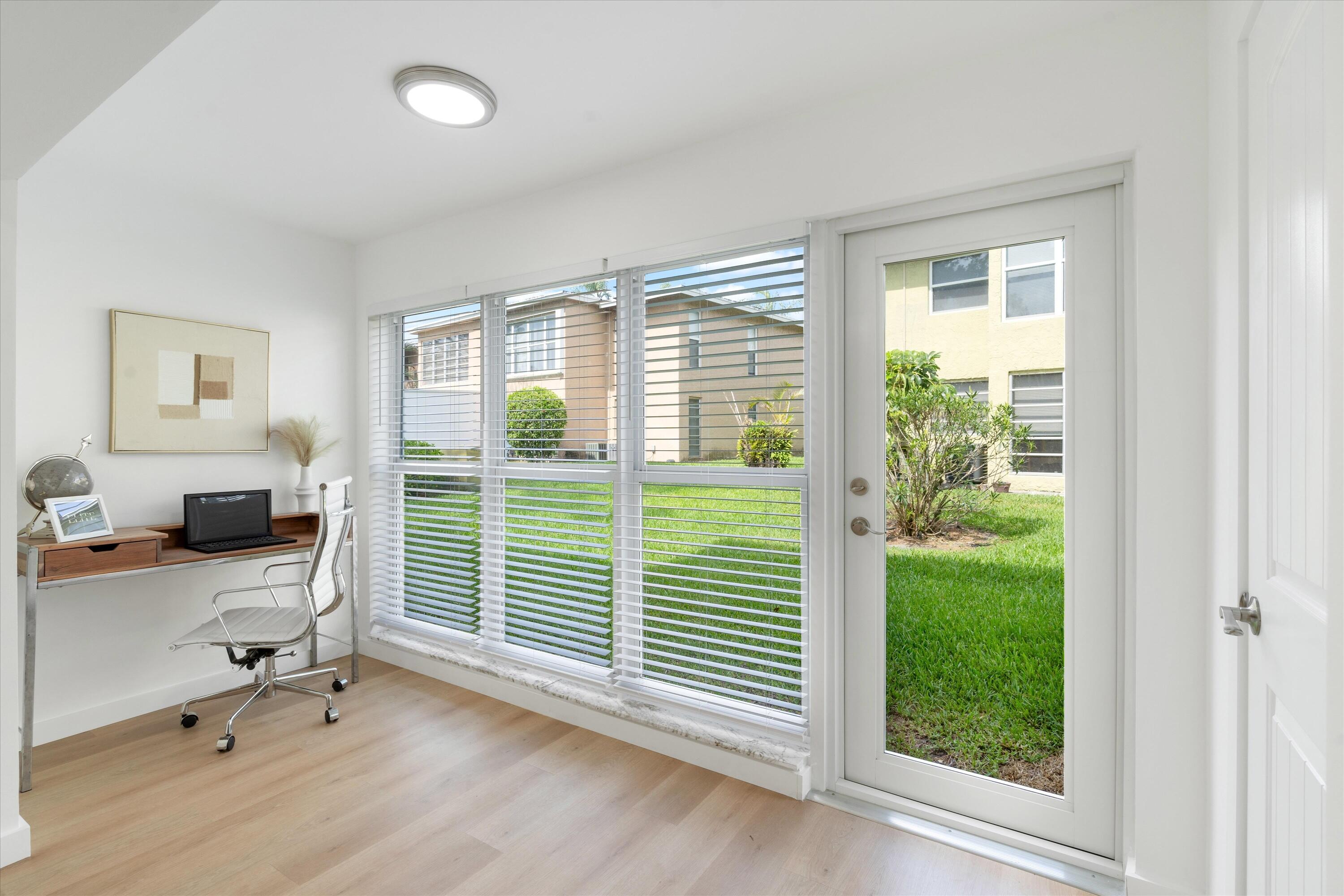 1021 Del Aire Court 101