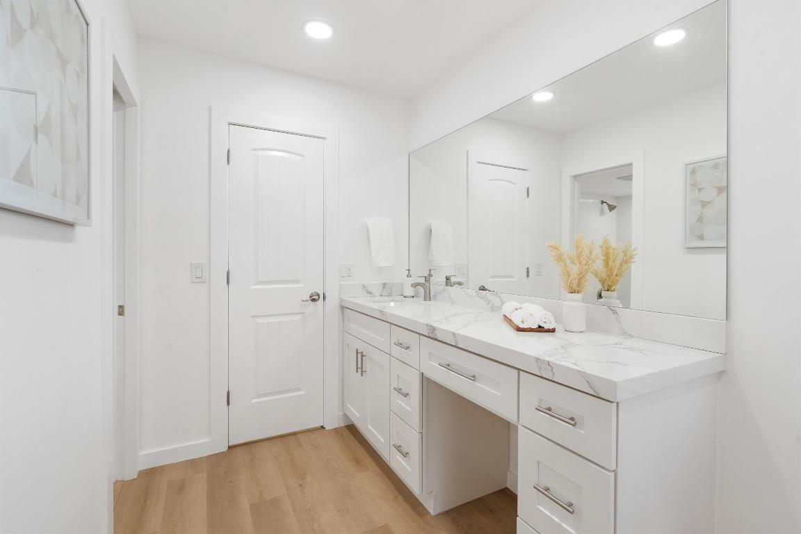 1021 Del Aire Court 101