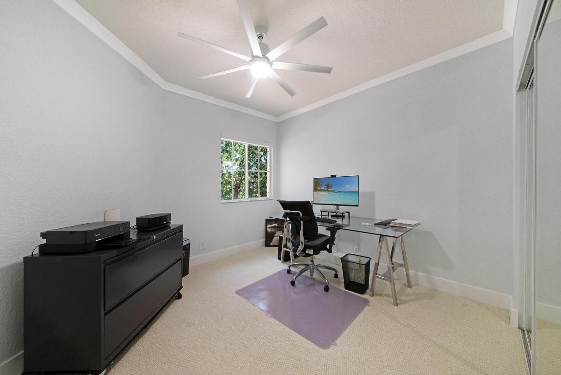 9737 Vineyard Court, Boca Raton