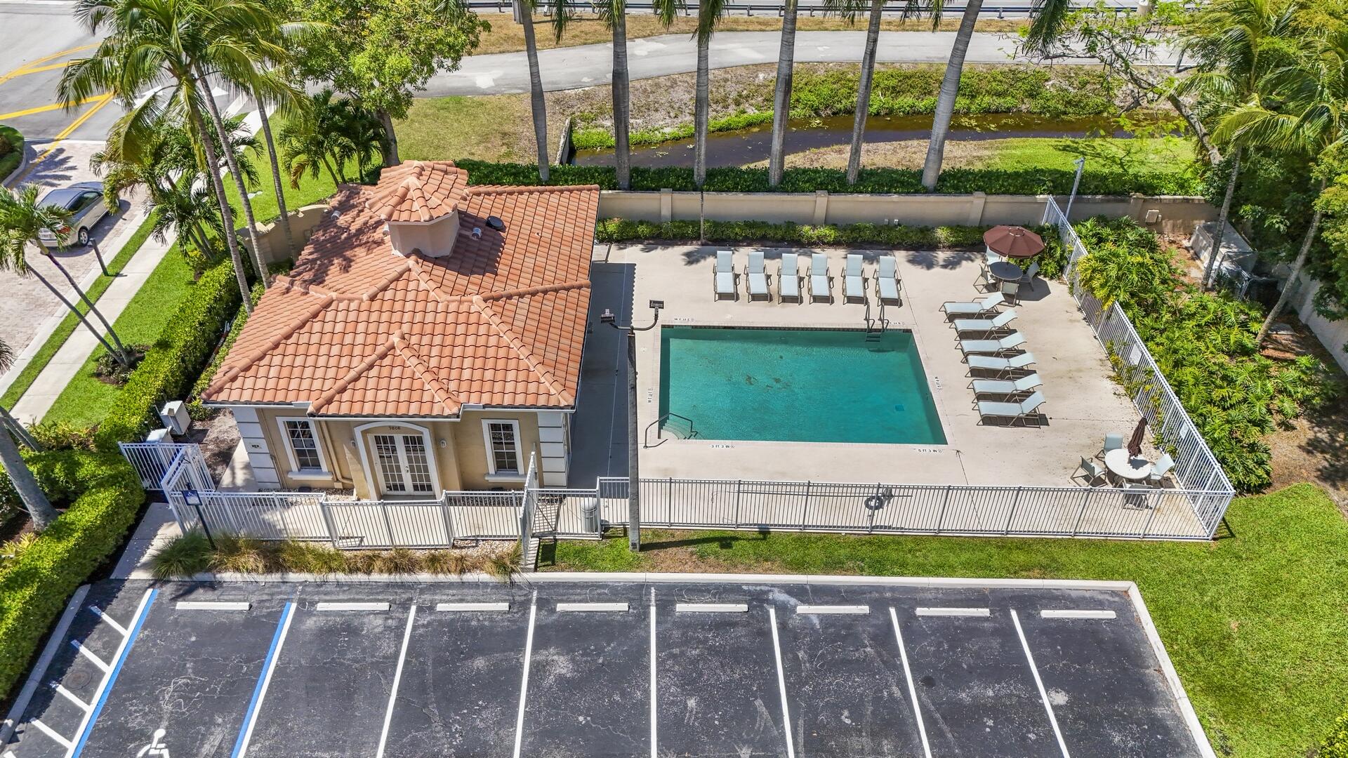 9737 Vineyard Court, Boca Raton