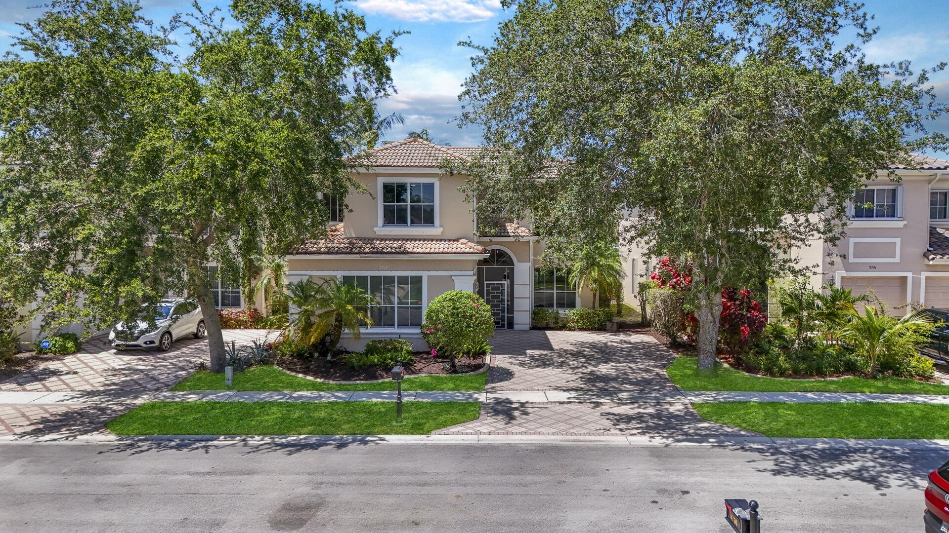 9737 Vineyard Court, Boca Raton