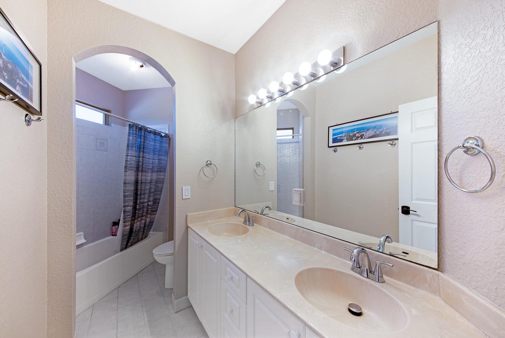 9737 Vineyard Court, Boca Raton