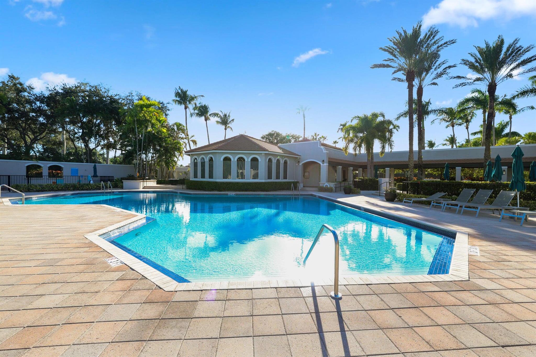 19486 Saturnia Lakes Drive