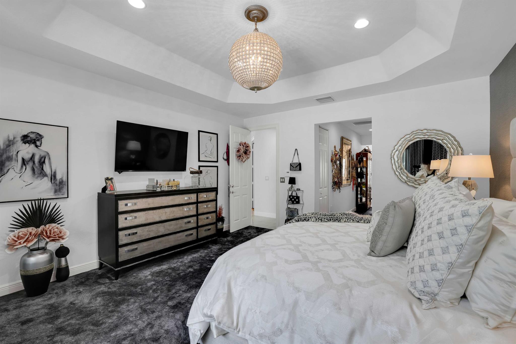 19486 Saturnia Lakes Drive