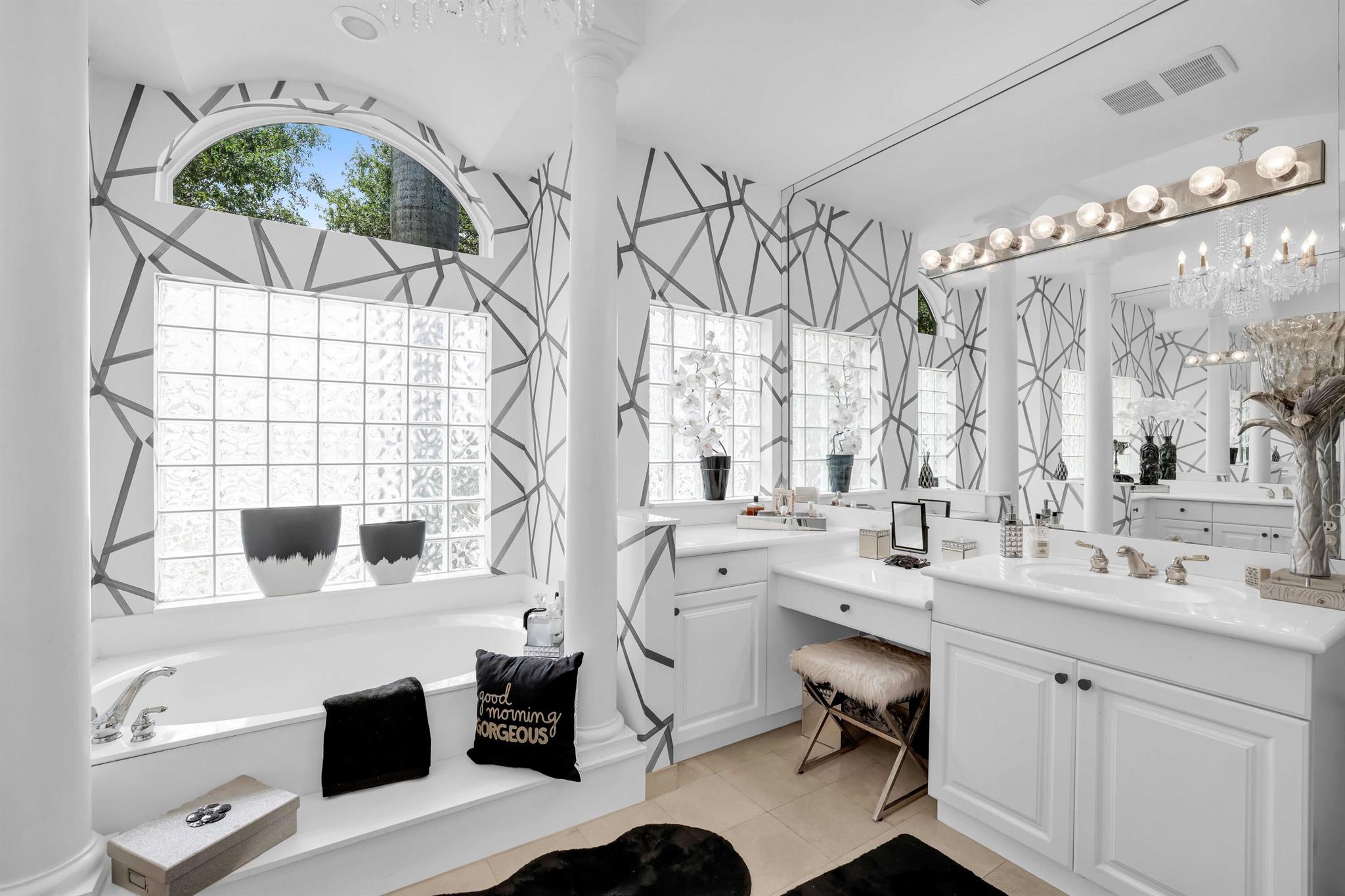 19486 Saturnia Lakes Drive