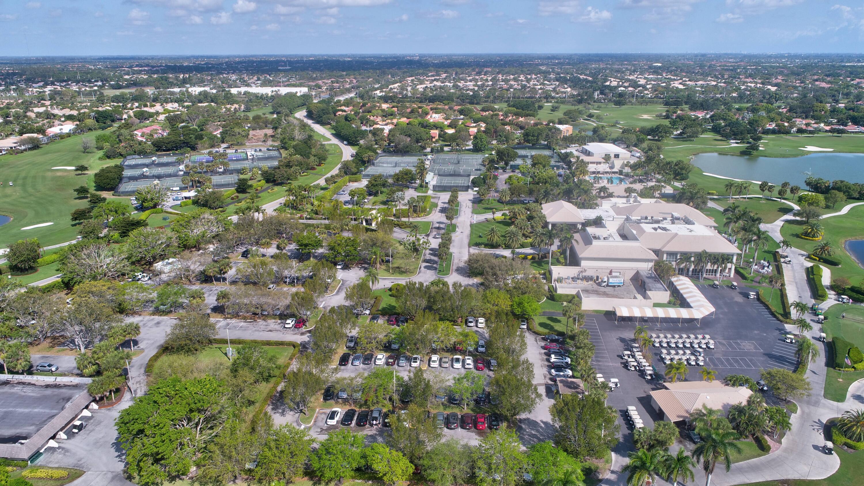 5560 Fairway Park Drive 102, Boynton Beach Unit: 102