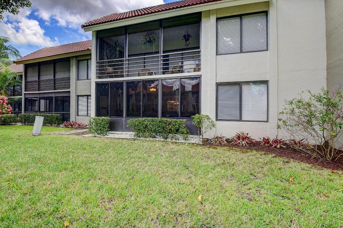 5560 Fairway Park Drive 102, Boynton Beach Unit: 102