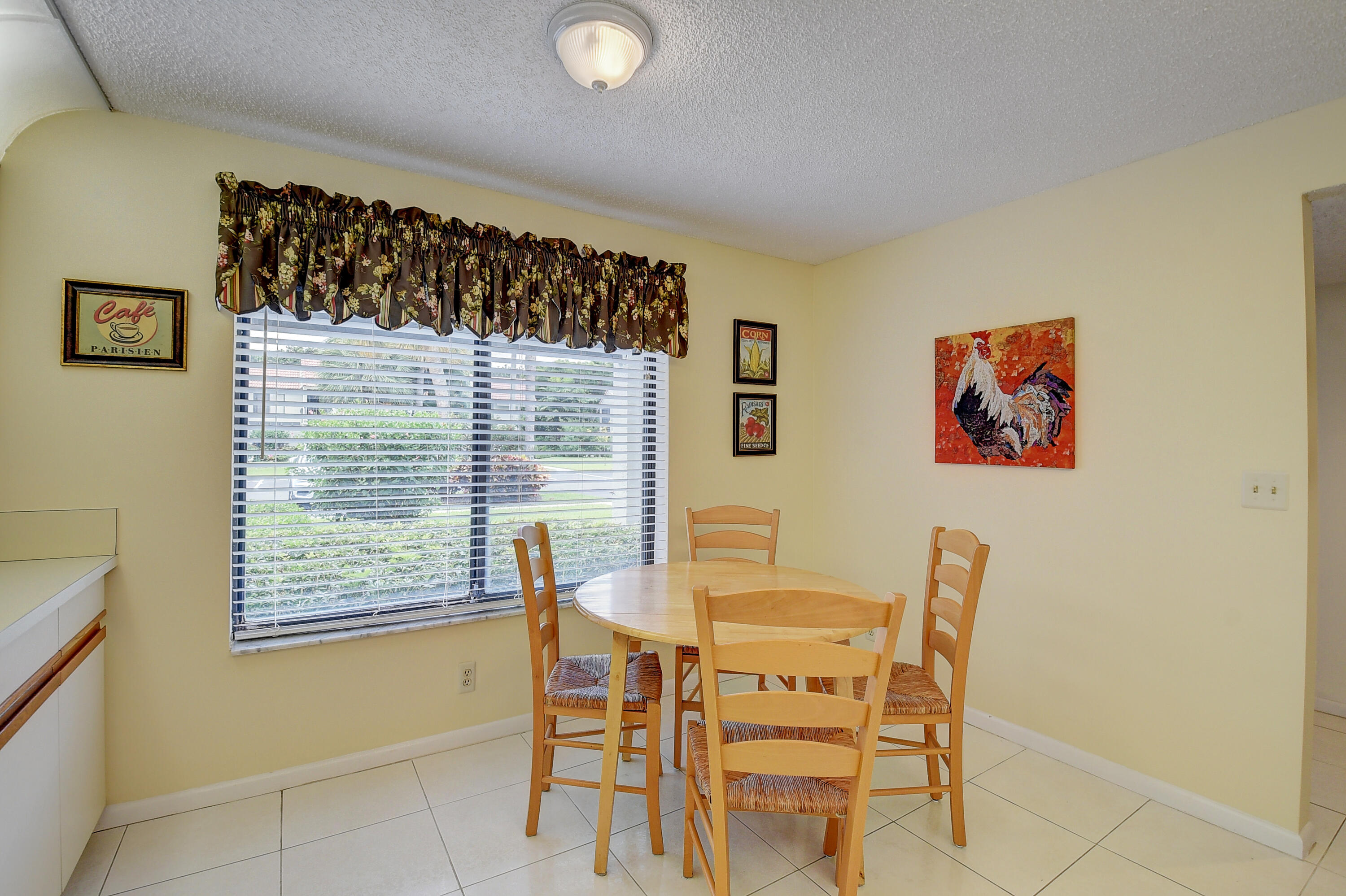 5560 Fairway Park Drive 102, Boynton Beach Unit: 102