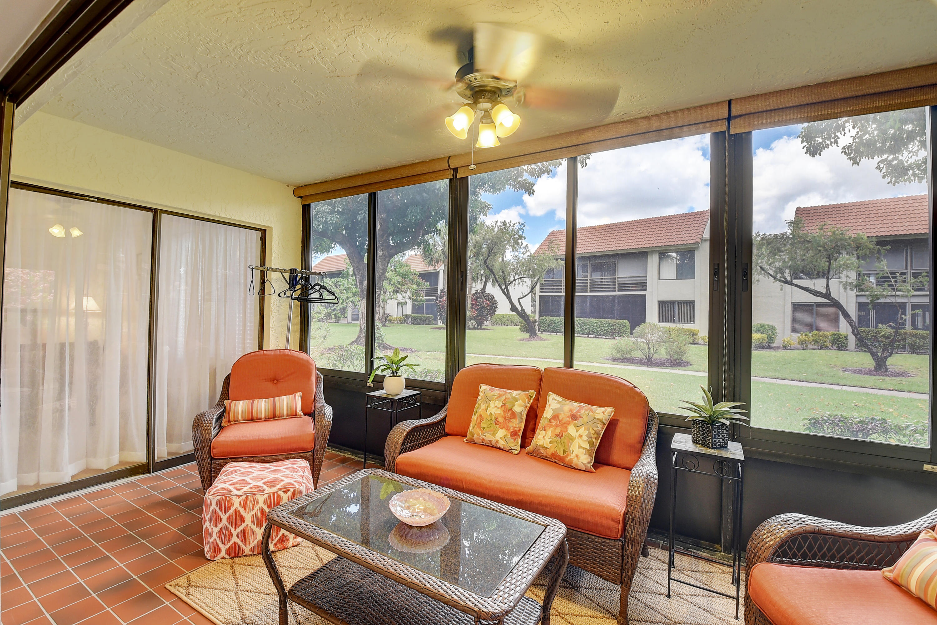 5560 Fairway Park Drive 102, Boynton Beach Unit: 102