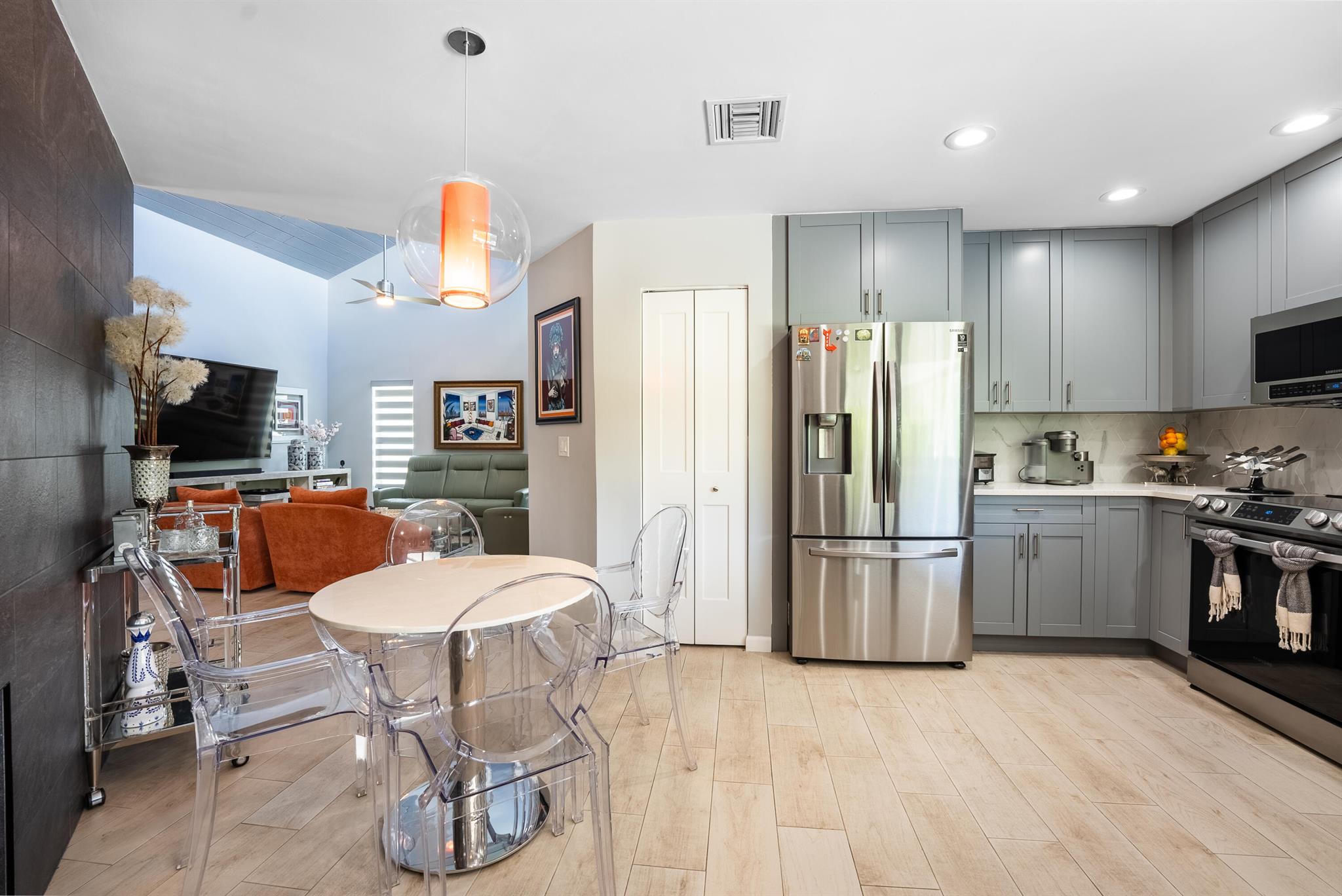 2525 NW 31st Street
