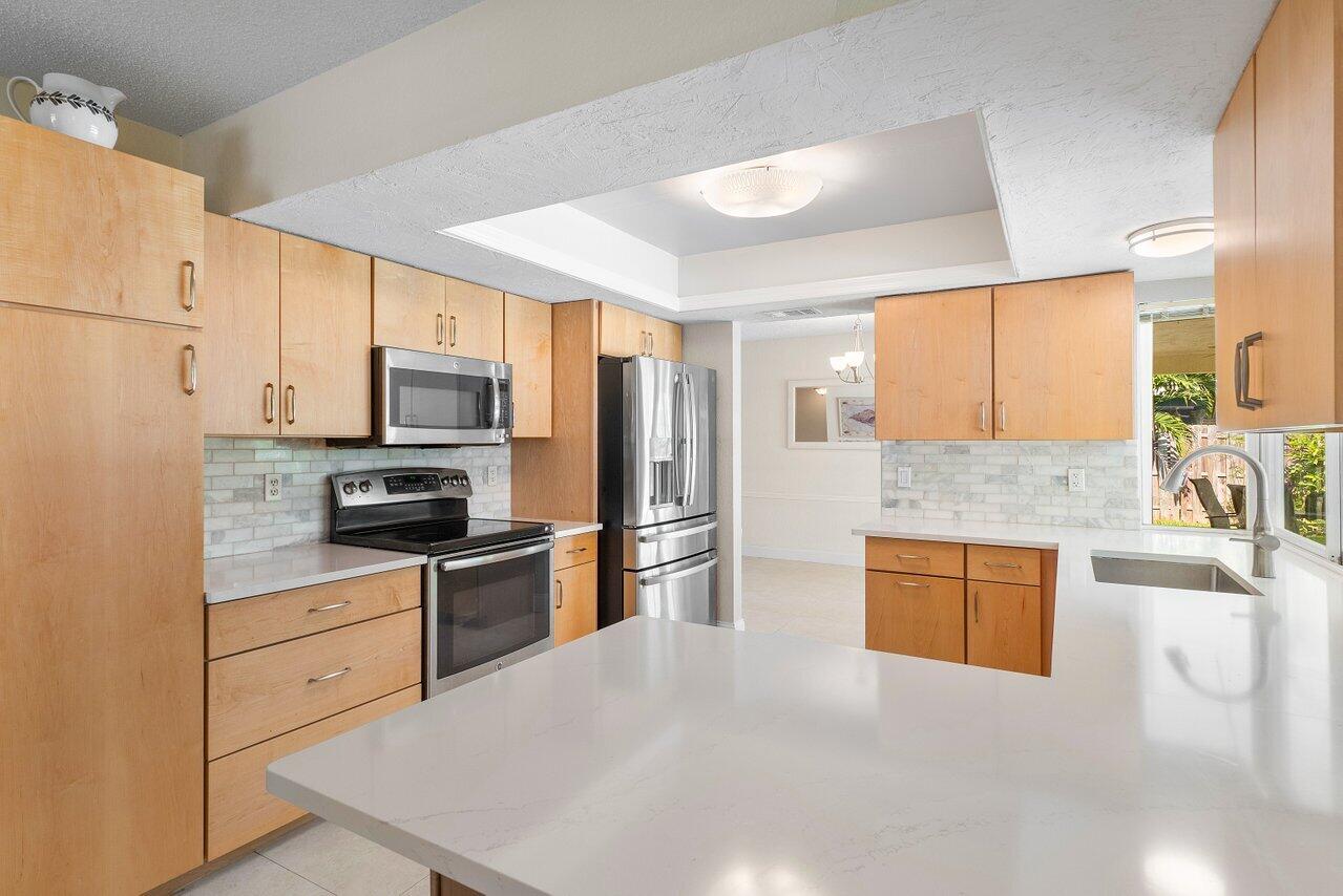 960 SW 20th Street