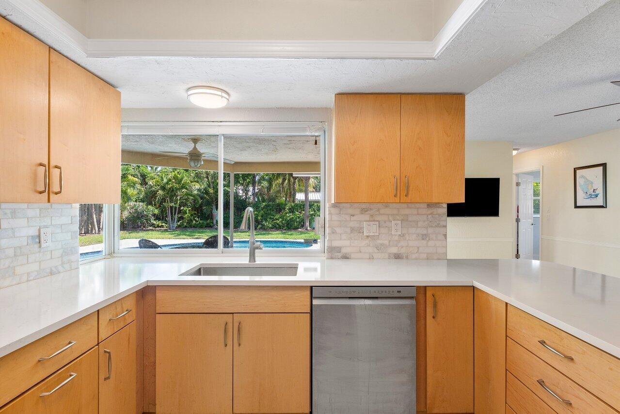 960 SW 20th Street