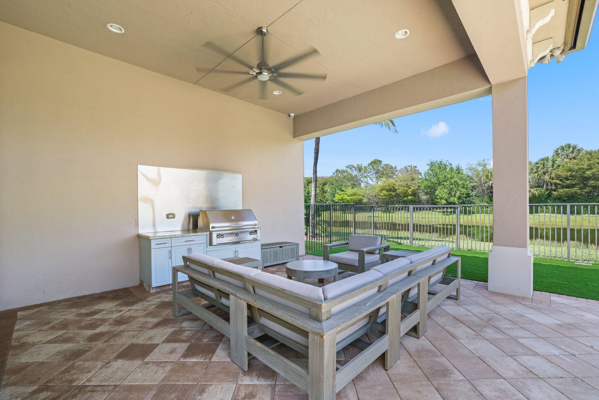 9599 Moritz Way