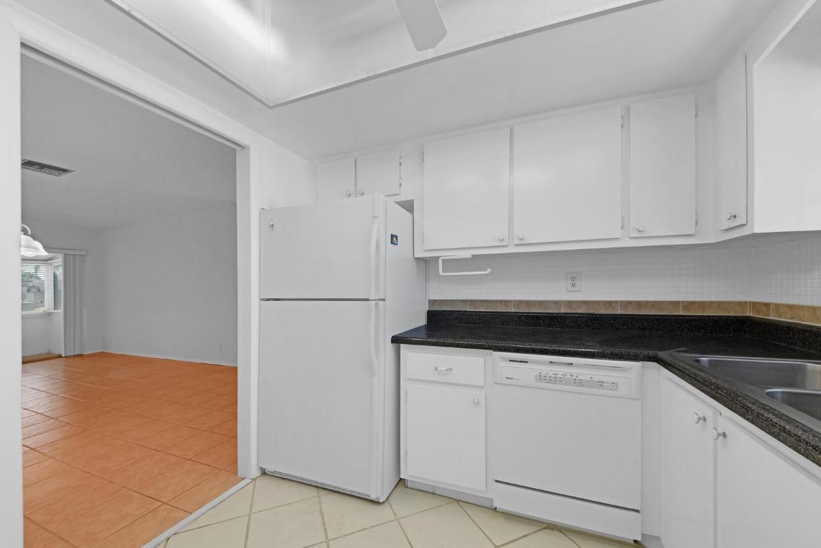 2581 Dudley Drive W D, West Palm Beach Unit: D