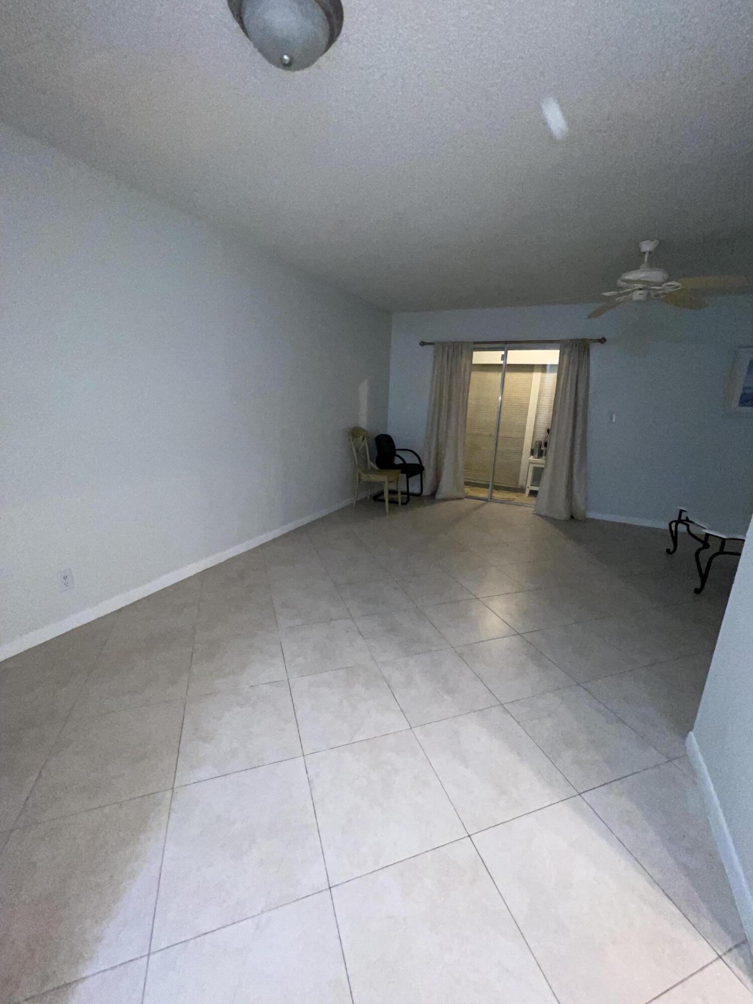 612 SW Natura Boulevard B, Deerfield Beach Unit: B