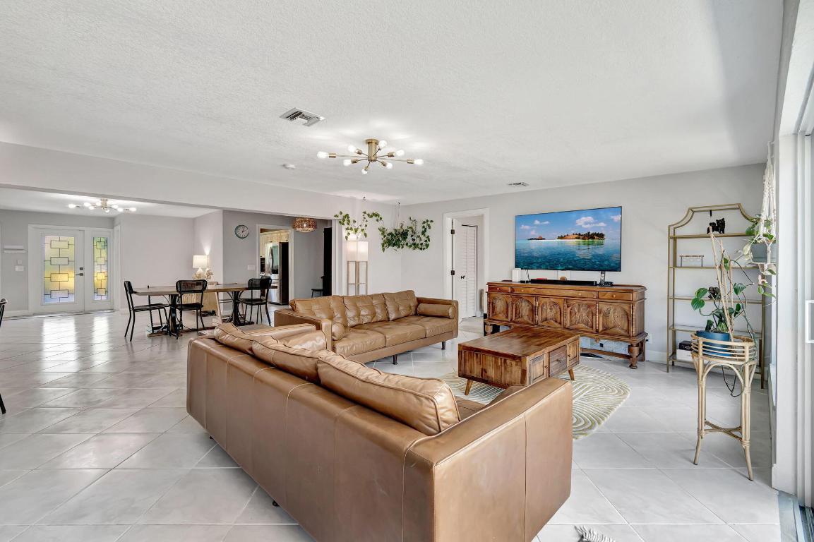 1289 SW 7th Street, Boca Raton