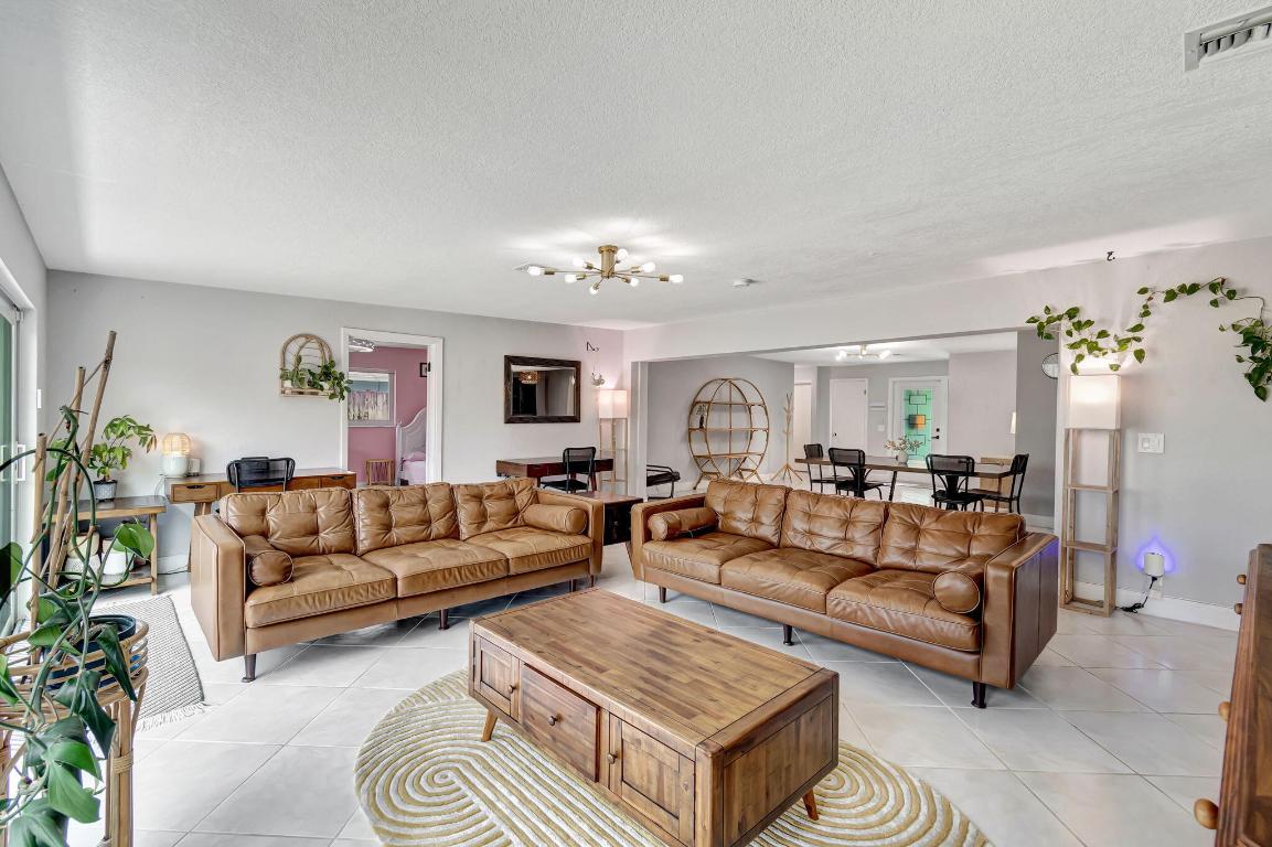 1289 SW 7th Street, Boca Raton