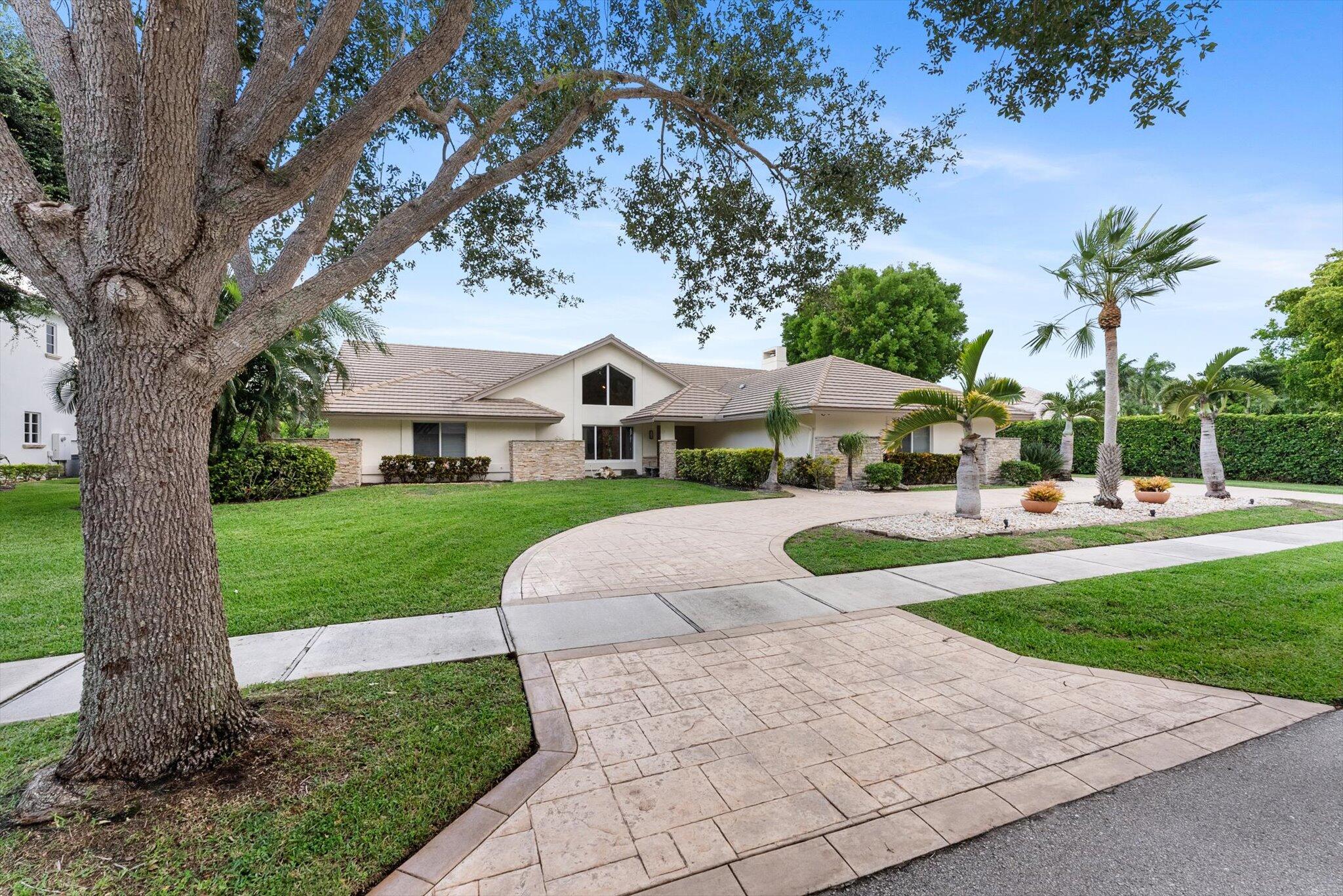 4320 Saint Charles Way