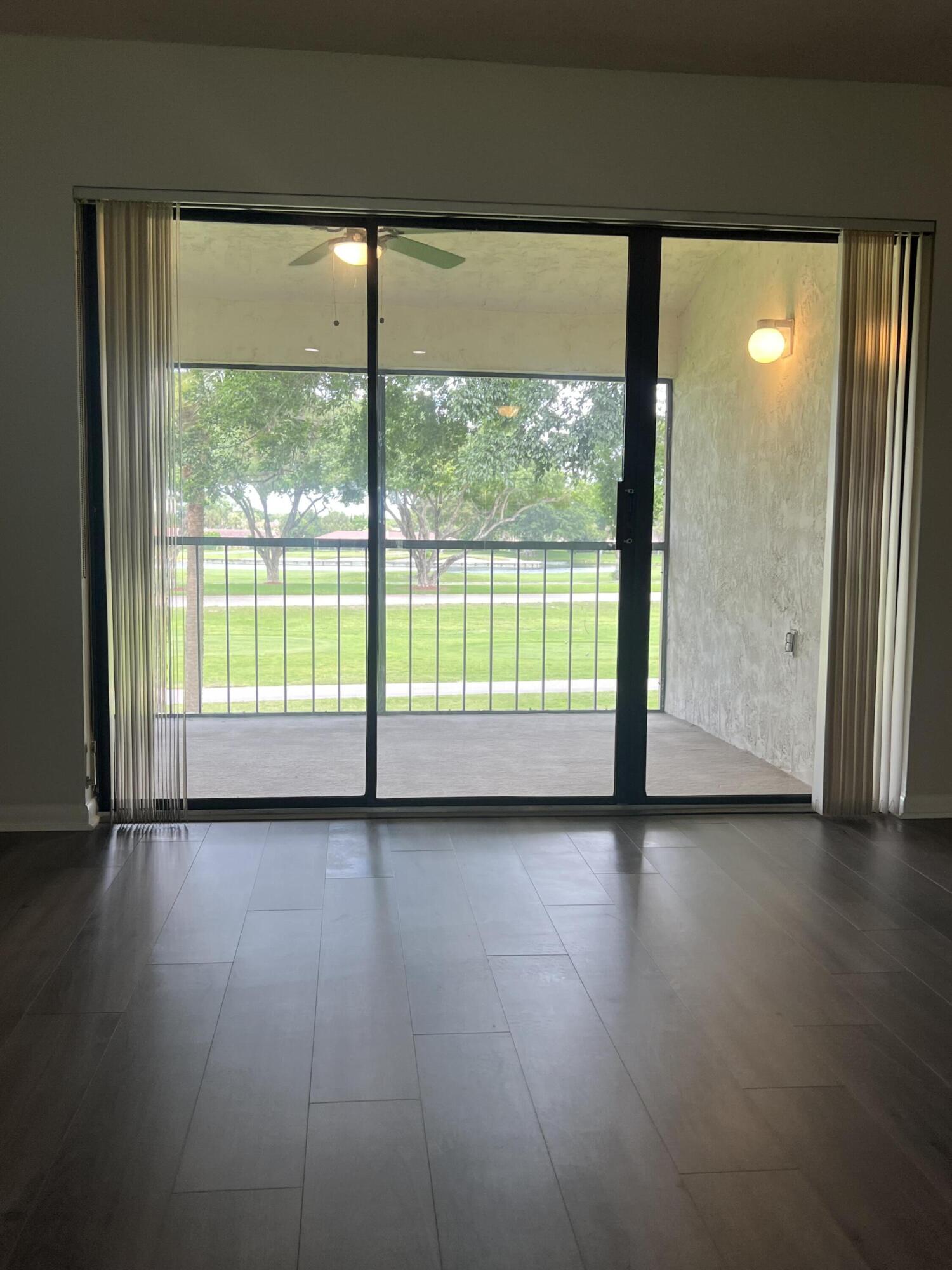 21852 Arriba Real 6f, Boca Raton Unit: 6f